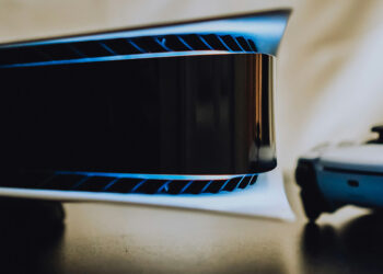 Almacenamiento de PS5 lateral chasis E