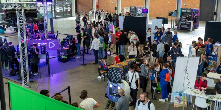 Evento final del tour Cazacracks 2024