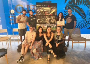 Equipo de Enthariel Games, con Javier Moreno a la cabeza